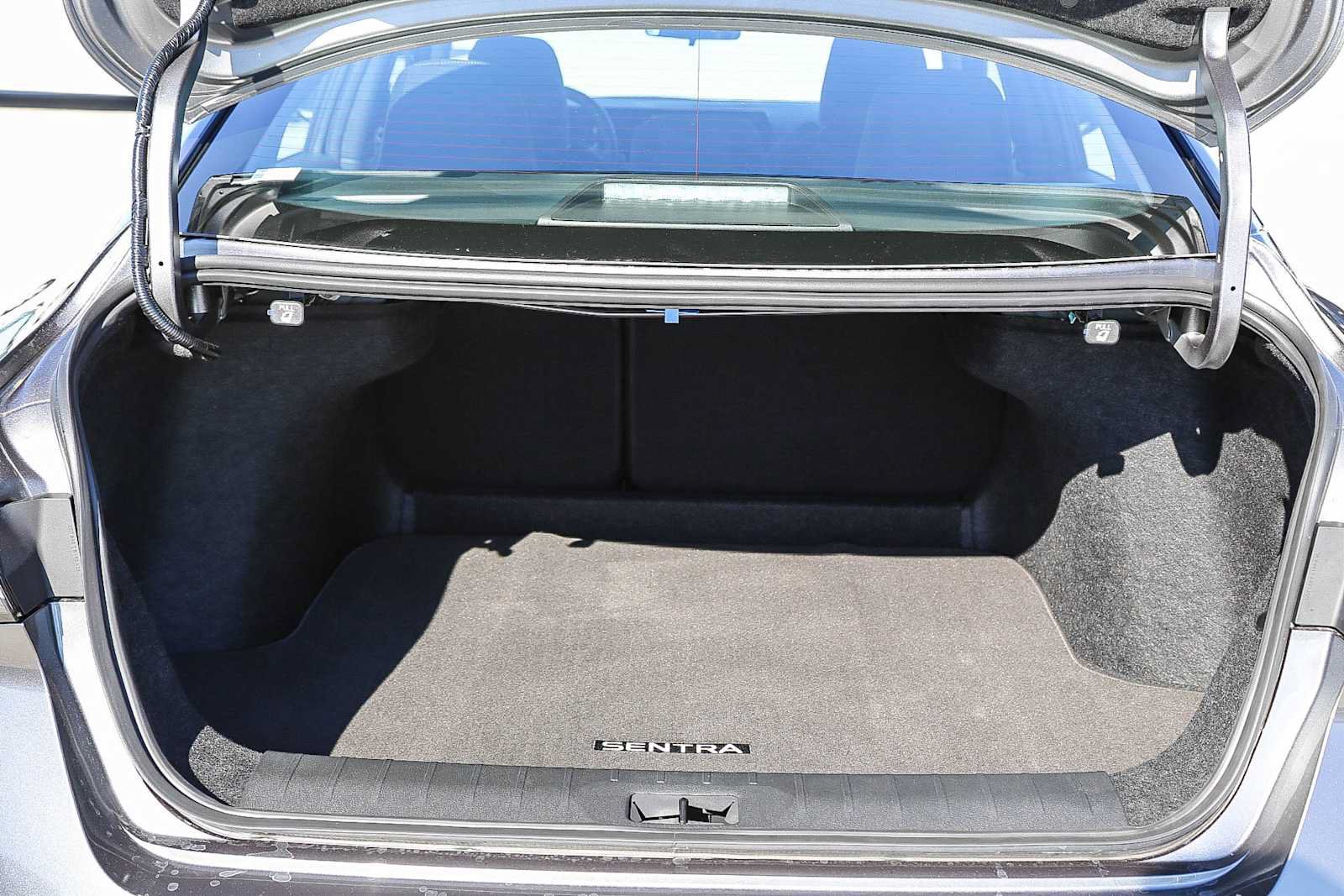 Used 2027 Nissan Sentra SV w/ Floor Mat Package FWD image 25
