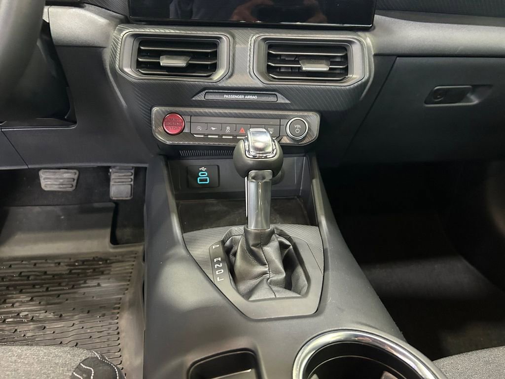 Used 2025 Ford Mustang Coupe image 11