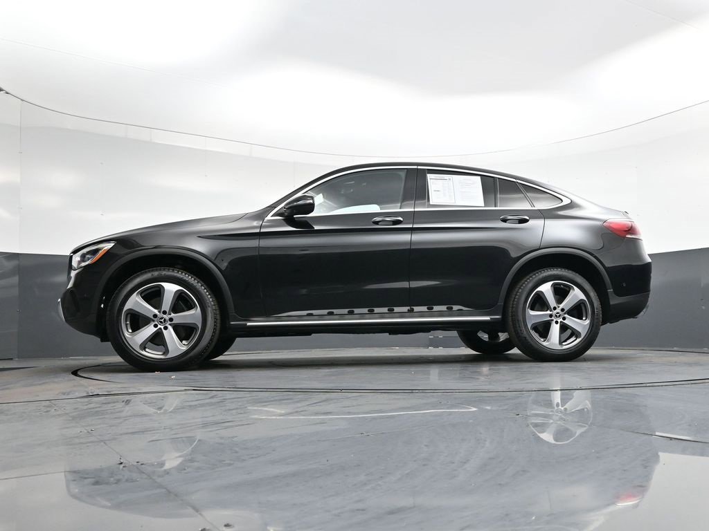 Used 2022 Mercedes-Benz GLC 300 4MATIC Coupe image 37