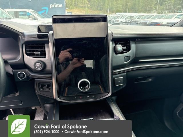 Used 2022 Ford Expedition Platinum AWD/4WD image 18