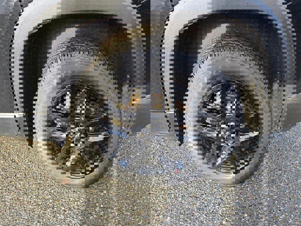 Used 2019 Chevrolet Traverse LT image 9