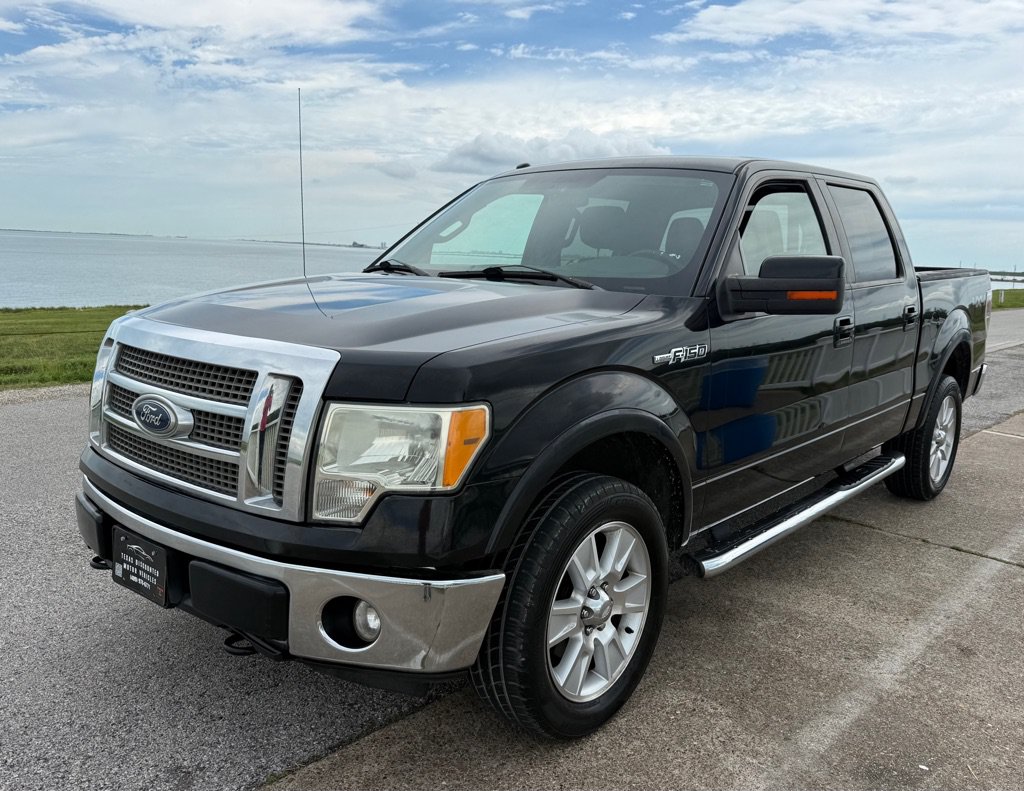 Used 2010 Ford F150 4x4 SuperCrew image 1