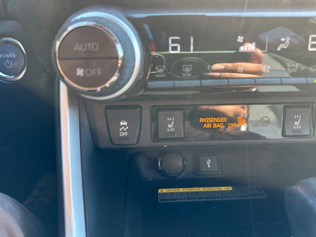 Used 2021 Toyota RAV4 XSE AWD/4WD image 35