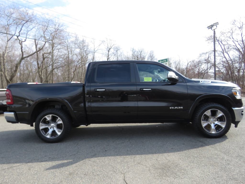 Used 2022 RAM 1500 Laramie AWD/4WD image 4