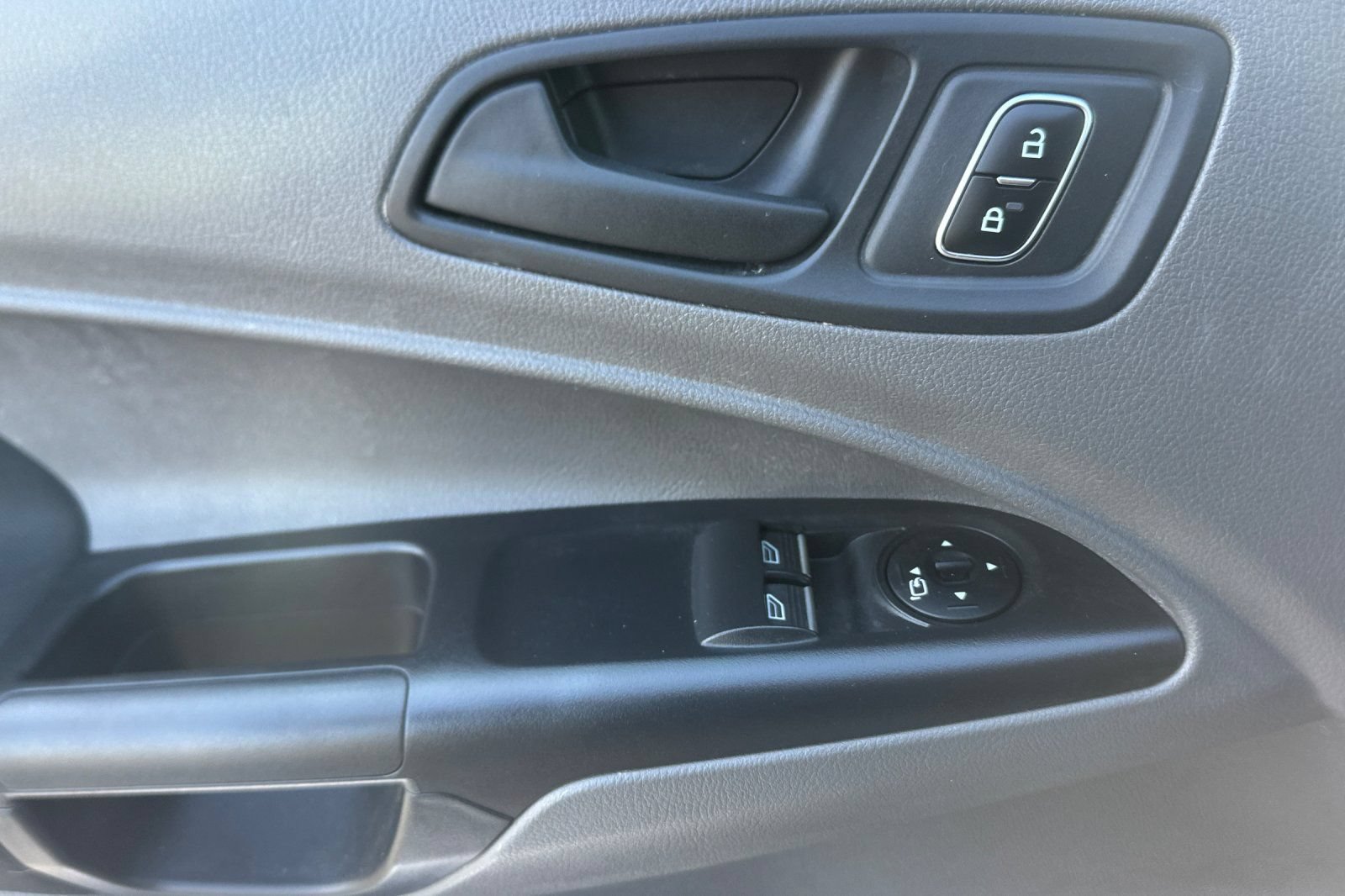 Used 2023 Ford Transit Connect XL FWD image 18
