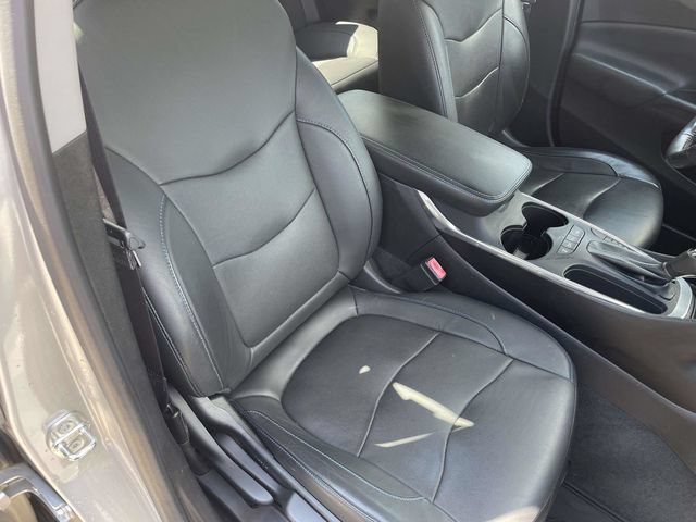 Used 2017 Chevrolet Volt Premier w/ Driver Confidence II Package FWD image 23