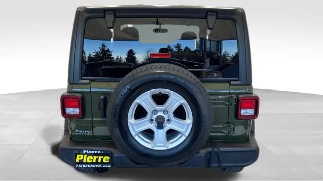 Used 2022 Jeep Wrangler Sport S image 3