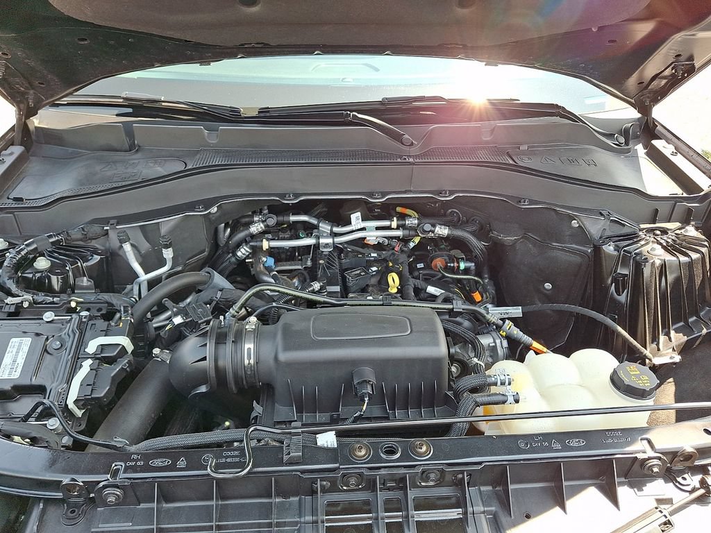 Certified 2023 Ford Explorer XLT w/ Equipment Group 202A AWD/4WD image 26