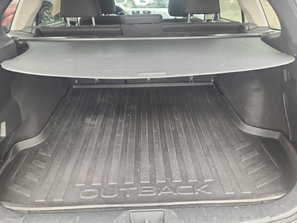 Used 2018 Subaru Outback 2.5i Premium AWD/4WD image 29