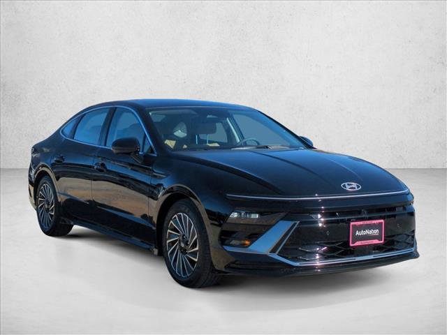 New 2026 Hyundai Sonata Limited image 3