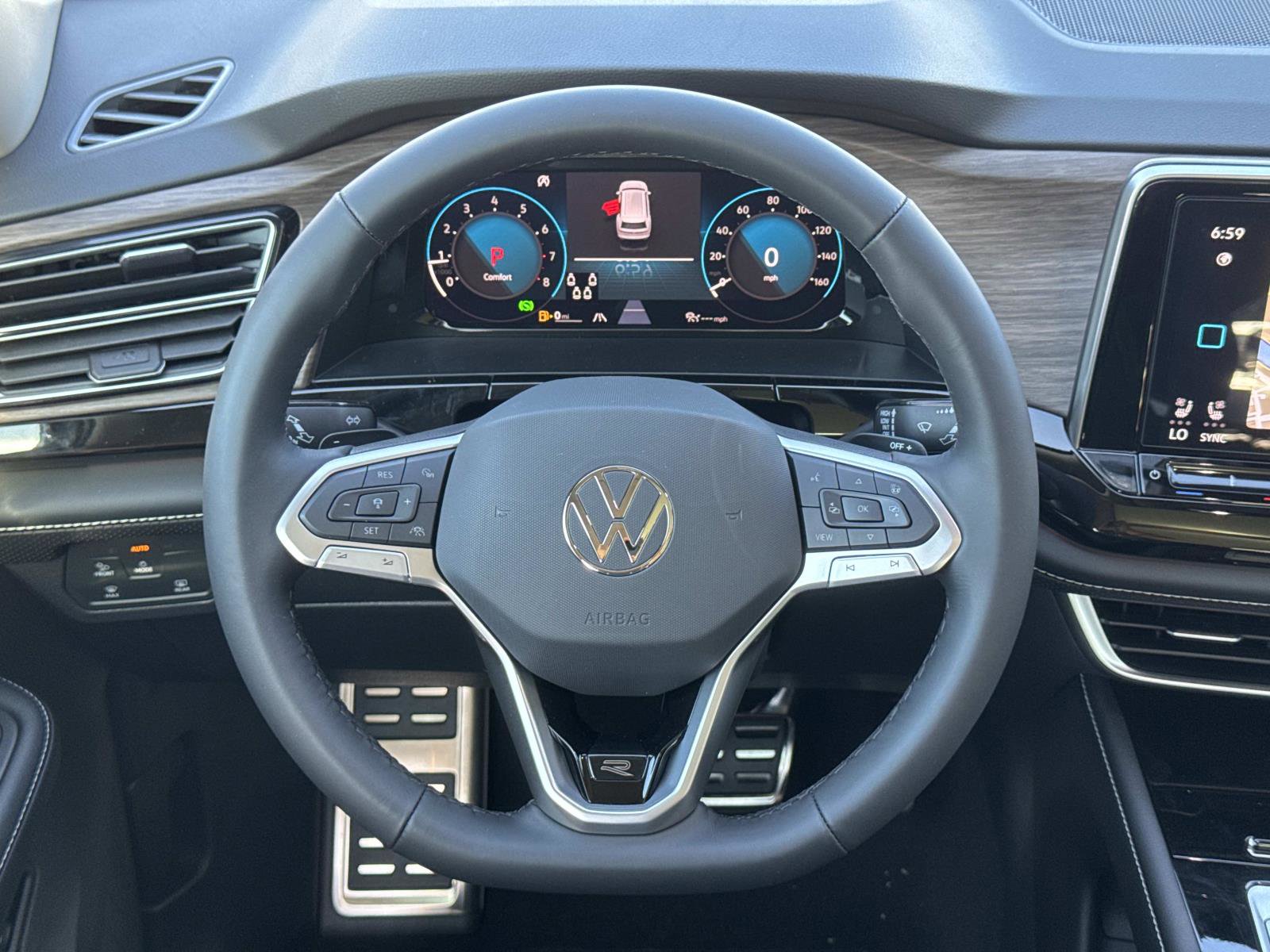 New 2026 Volkswagen Atlas SEL Premium R-Line image 10
