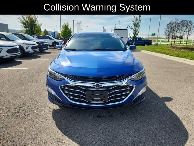 Used 2023 Chevrolet Malibu LS w/ Driver Confidence Package FWD image 2