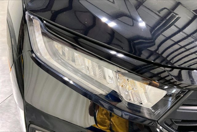 Used 2025 Honda Odyssey Sport-L image 29