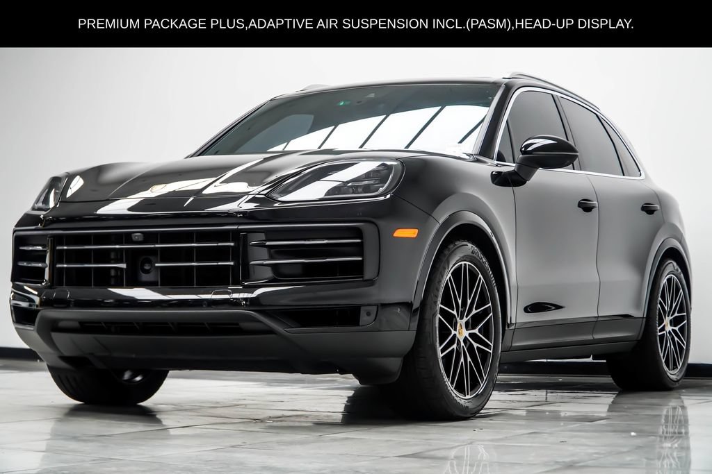 Used 2024 Porsche Cayenne AWD/4WD image 9