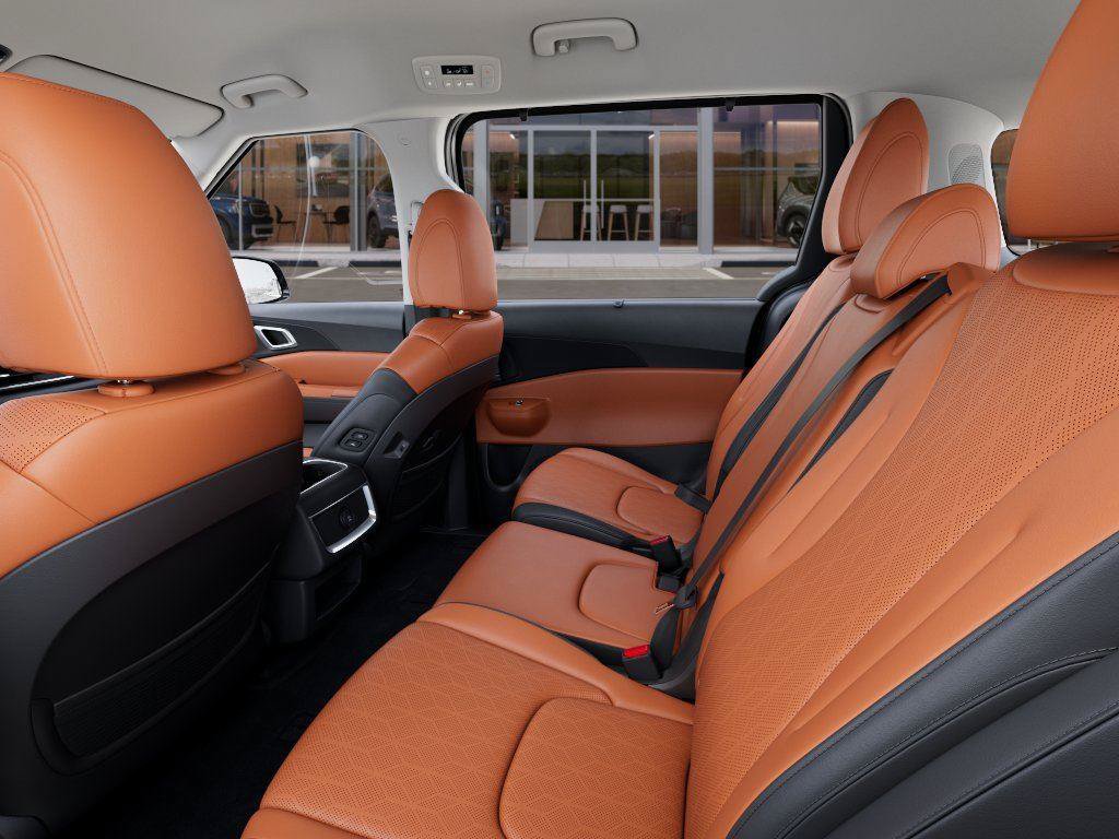 New 2026 Kia Carnival EX FWD image 18