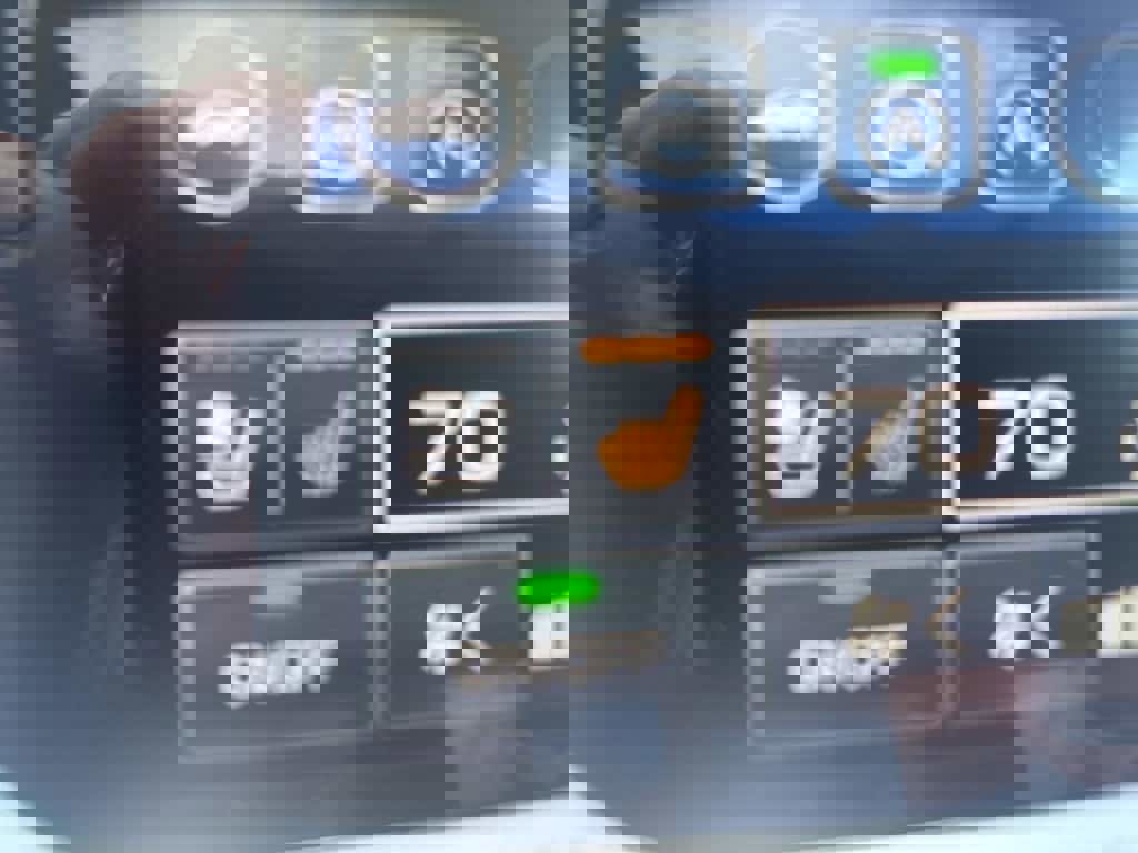 New 2025 Subaru Outback Touring XT image 29