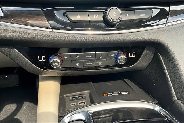 Used 2023 Buick Enclave Essence w/ Experience Buick Package FWD image 15