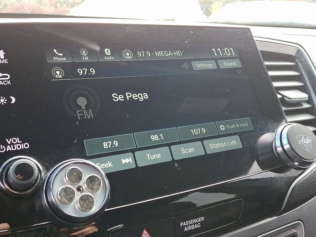 Used 2022 Honda Pilot Sport image 17