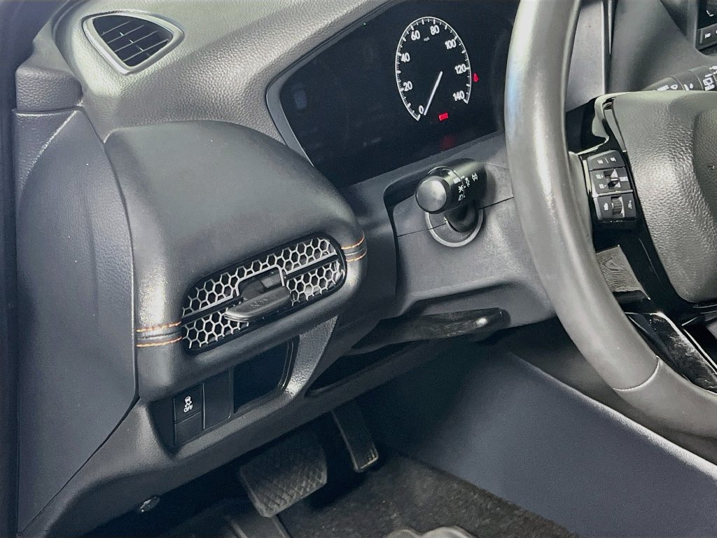 Used 2024 Honda HR-V Sport image 10