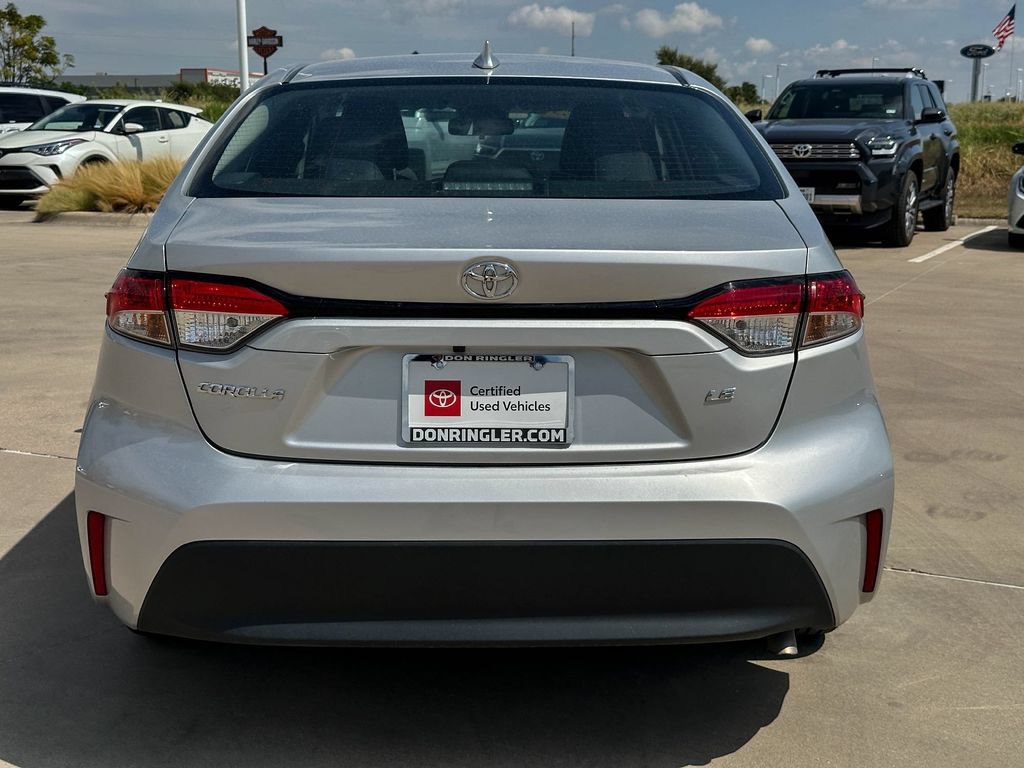 Certified 2025 Toyota Corolla LE FWD image 4