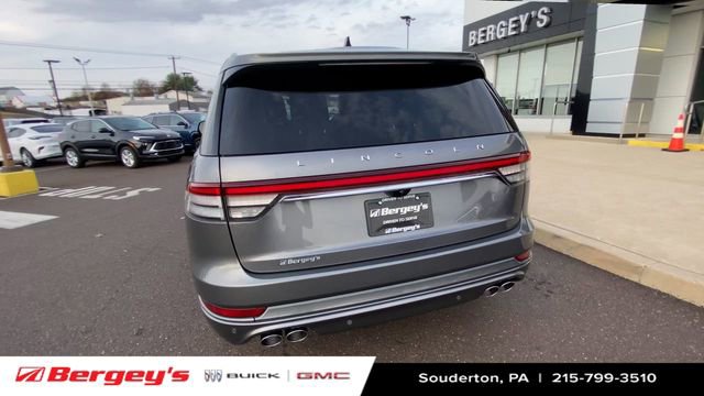 Used 2021 Lincoln Aviator Reserve w/ Equipment Group 208A image 9