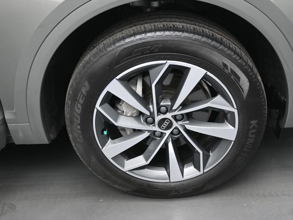 Used 2023 Audi Q5 2.0T Premium Plus w/ Premium Plus Package image 39