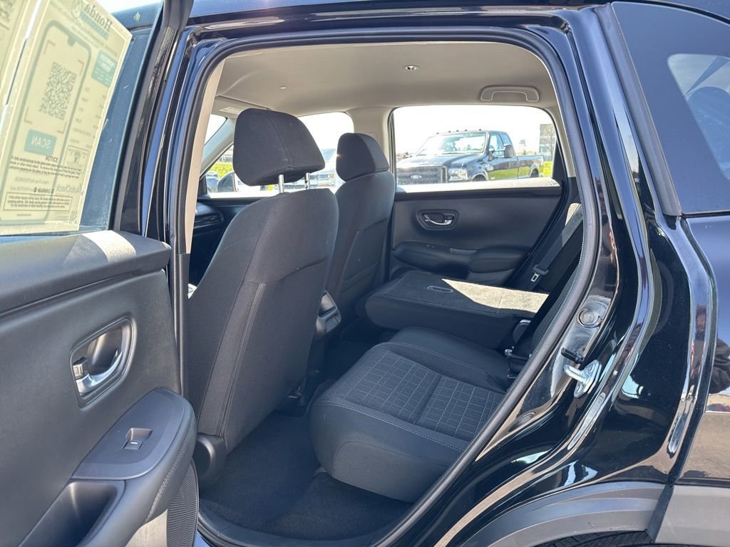 Used 2025 Honda HR-V LX image 30