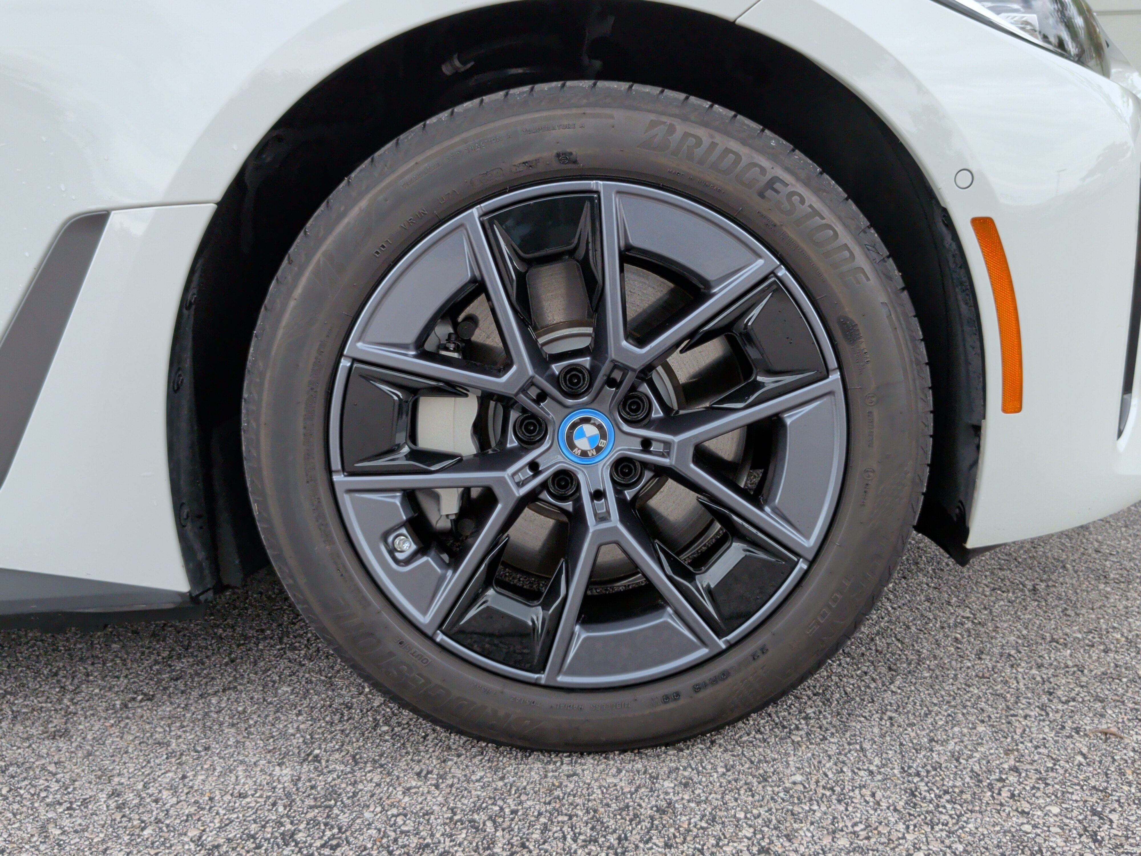 Certified 2024 BMW i4 eDrive35 w/ Premium Package RWD image 15