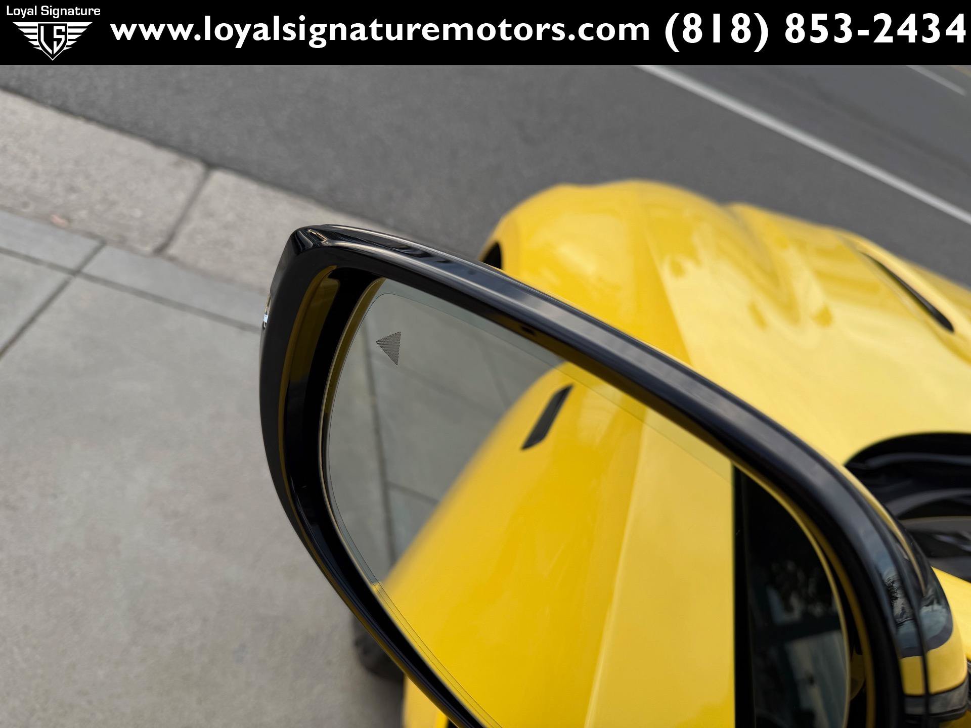 Used 2021 Aston Martin DBX AWD/4WD image 23