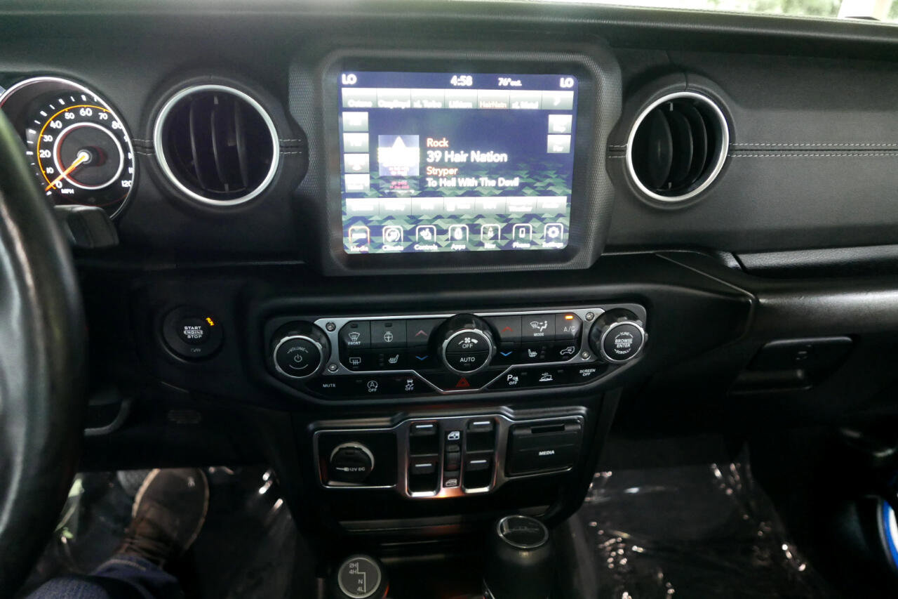 Used 2020 Jeep Gladiator Overland image 16