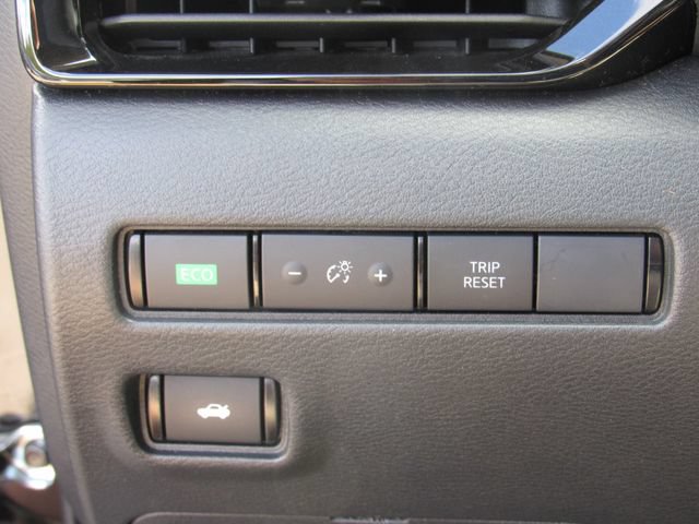 Certified 2024 Nissan Sentra SV FWD image 26