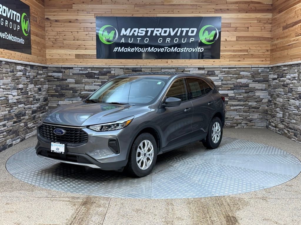 Used 2023 Ford Escape Active image 4