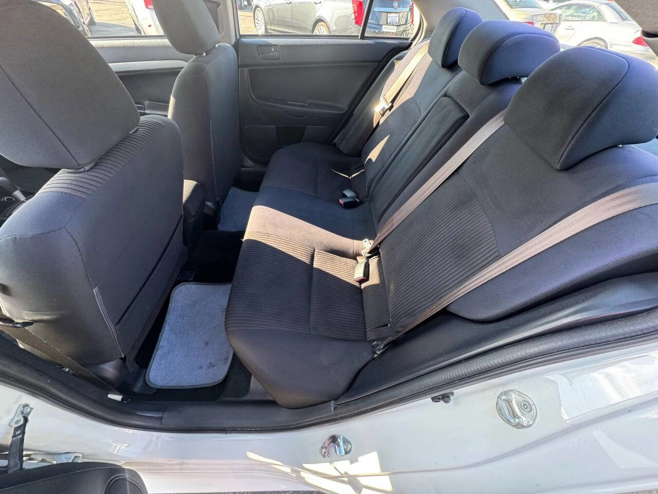 Used 2015 Mitsubishi Lancer ES image 16