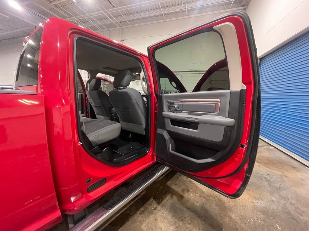 Used 2017 RAM 3500 Big Horn image 14