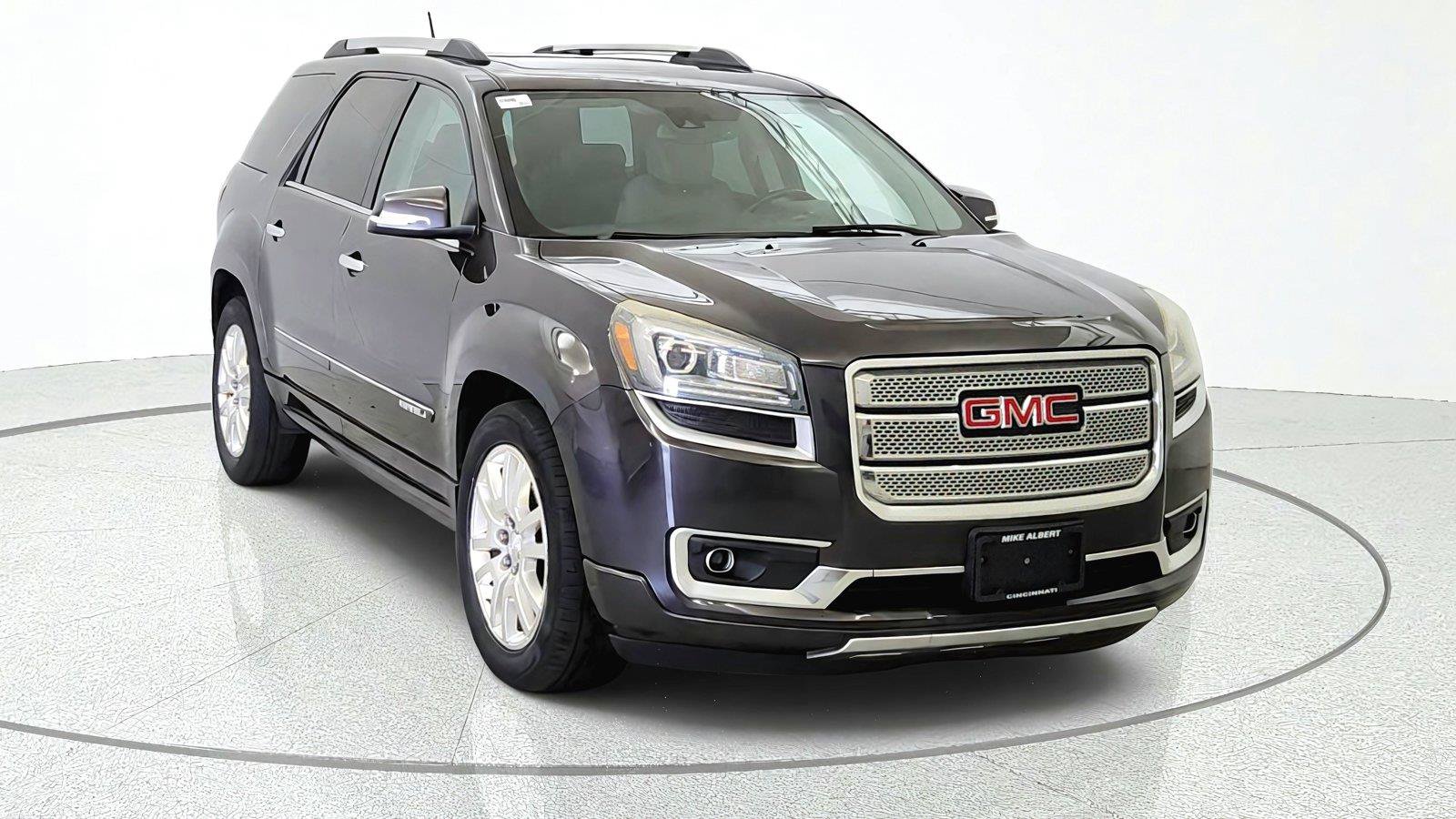 Used 2016 GMC Acadia Denali AWD/4WD image 2