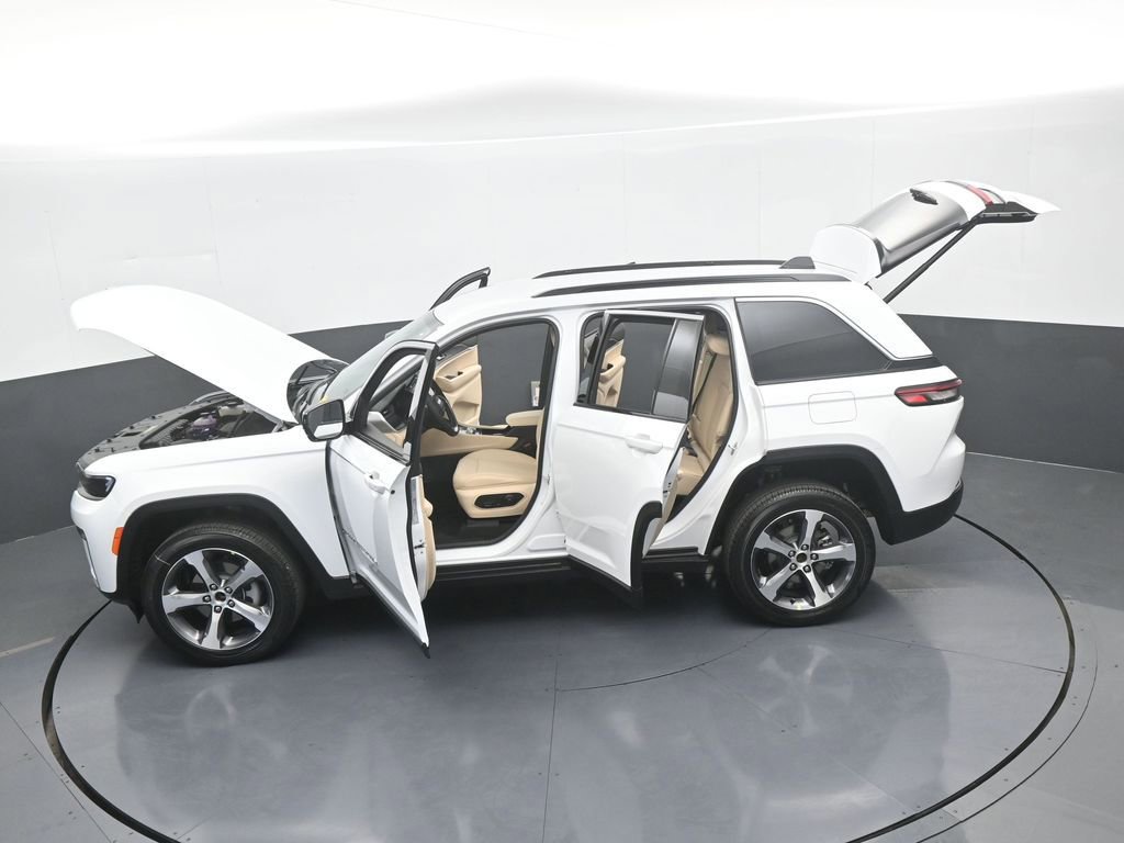 New 2026 Jeep Grand Cherokee Limited RWD image 61