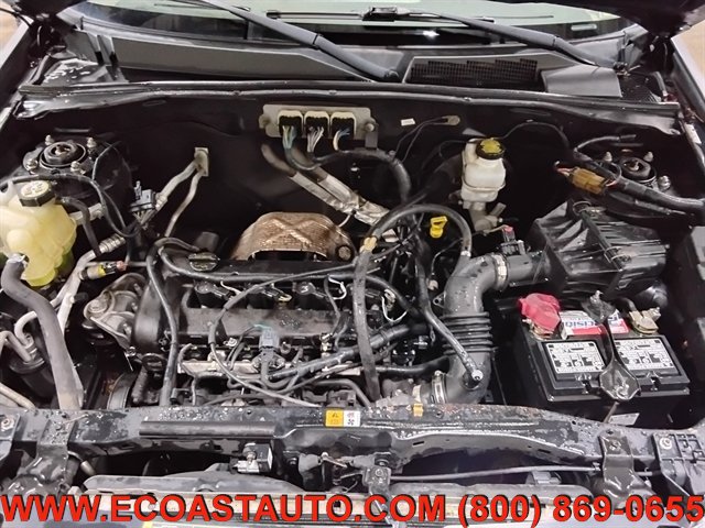 Used 2008 Ford Escape XLS AWD/4WD image 9
