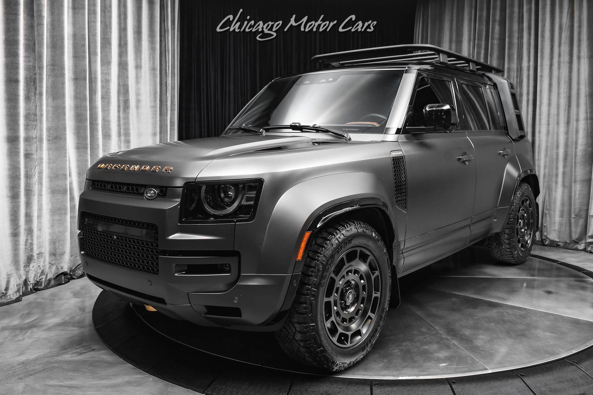 Used 2025 Land Rover Defender 110 AWD/4WD image 39
