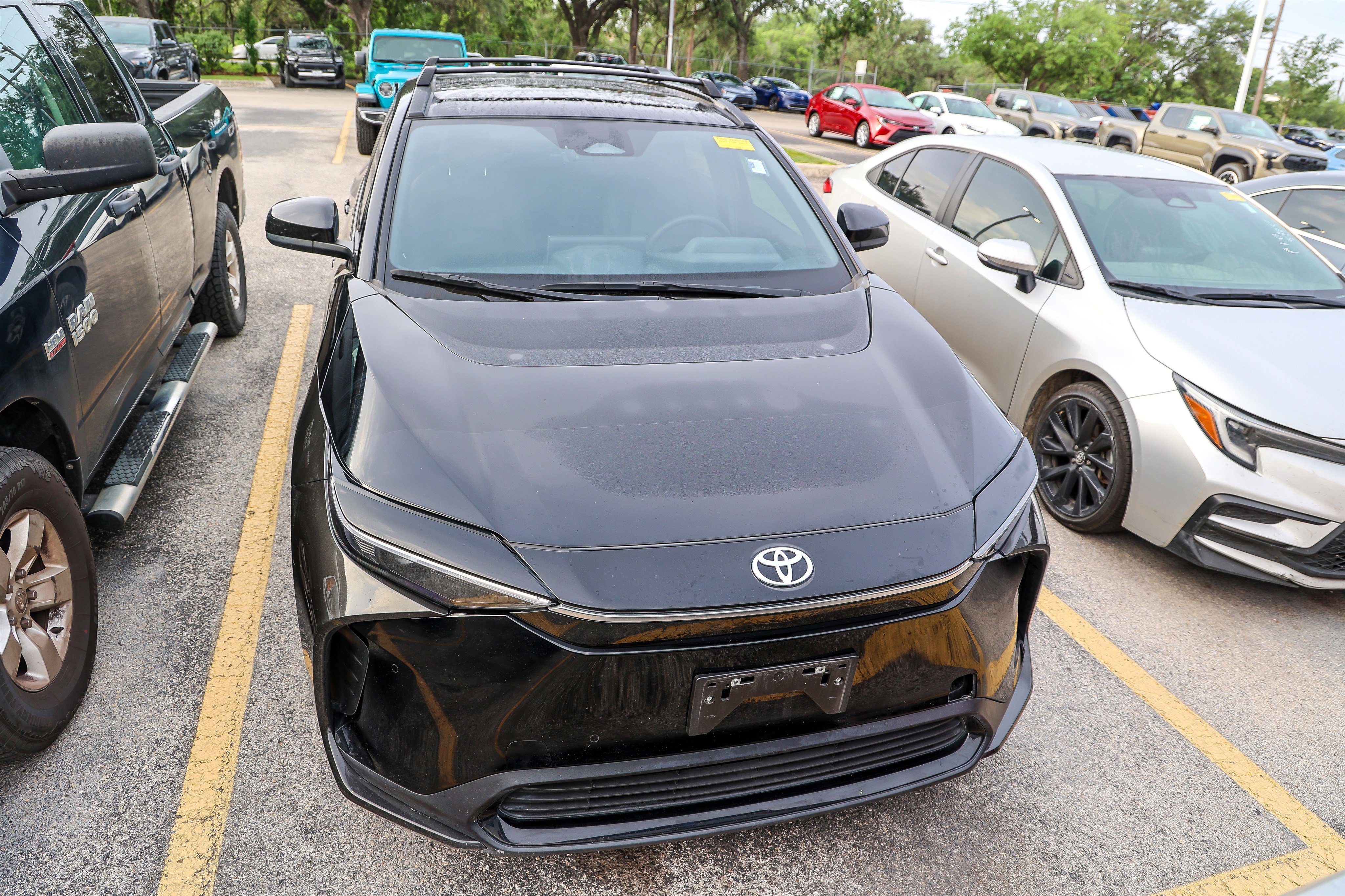 Used 2024 Toyota bZ4X FWD w/ Weather Package image 5
