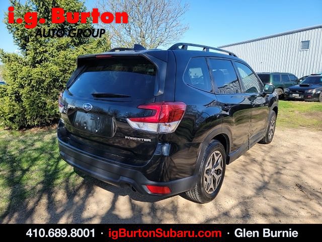 Used 2022 Subaru Forester Premium image 6