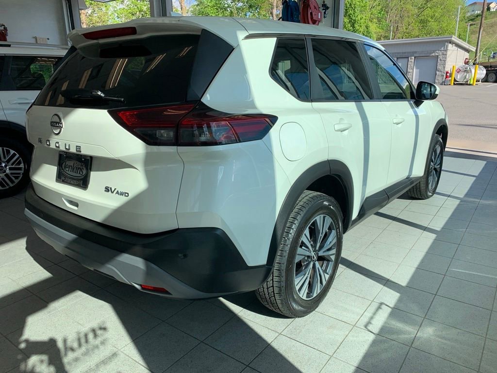 Used 2023 Nissan Rogue SV AWD/4WD image 14