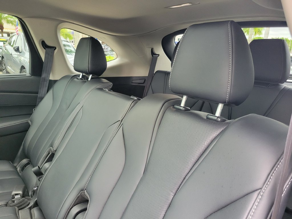 Certified 2024 Acura MDX w/ Technology Package AWD/4WD image 12