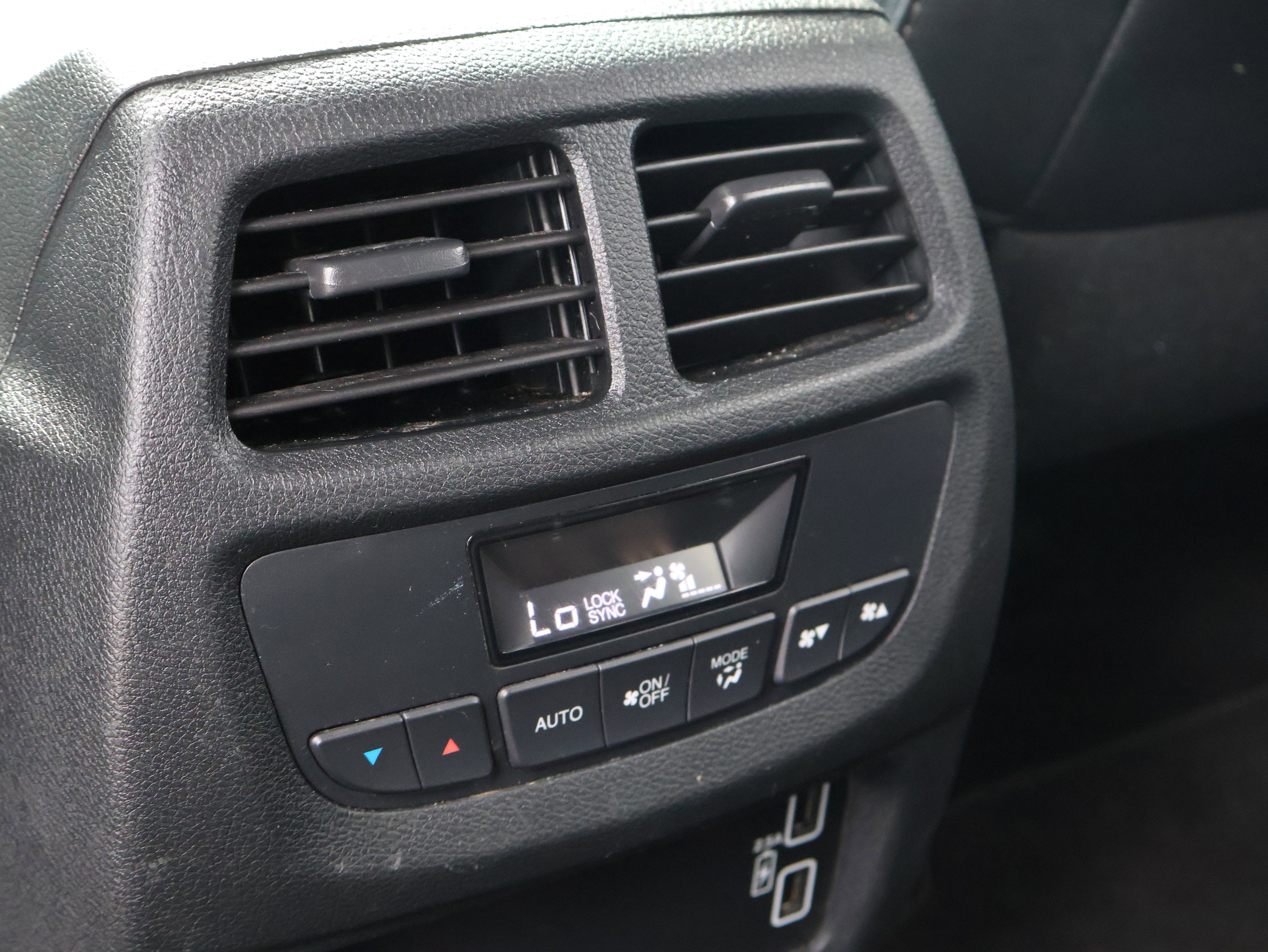 Used 2022 Honda Pilot Special Edition image 20