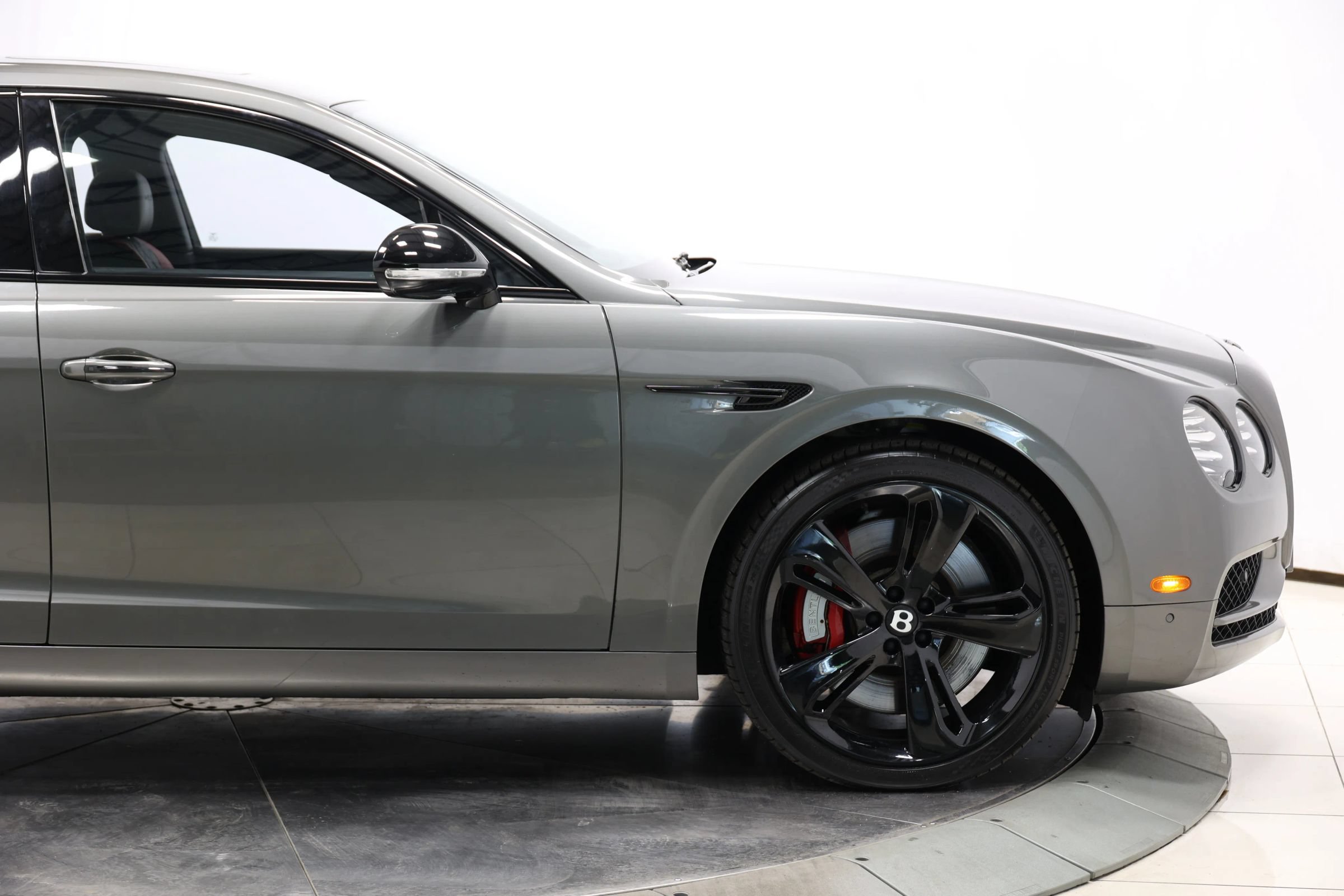 Used 2017 Bentley Flying Spur S W12 AWD/4WD image 69