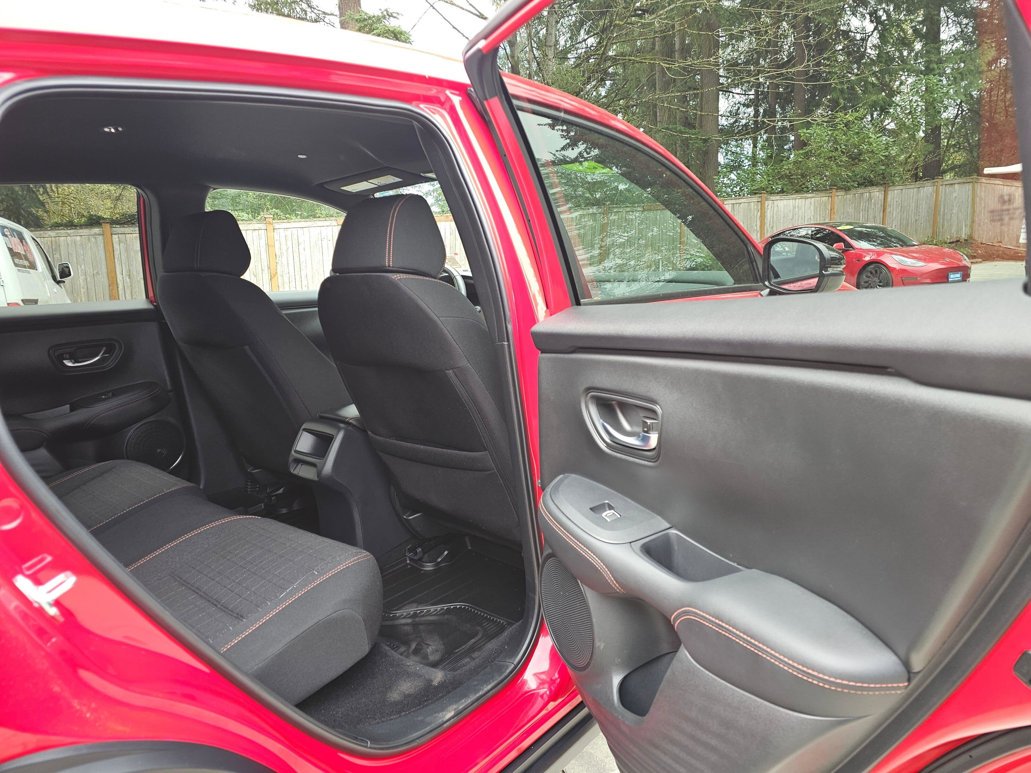 Certified 2025 Honda HR-V Sport image 14