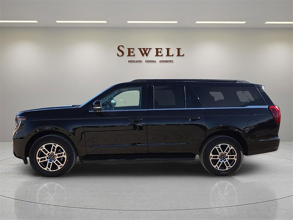 New 2025 Ford Expedition Active image 2