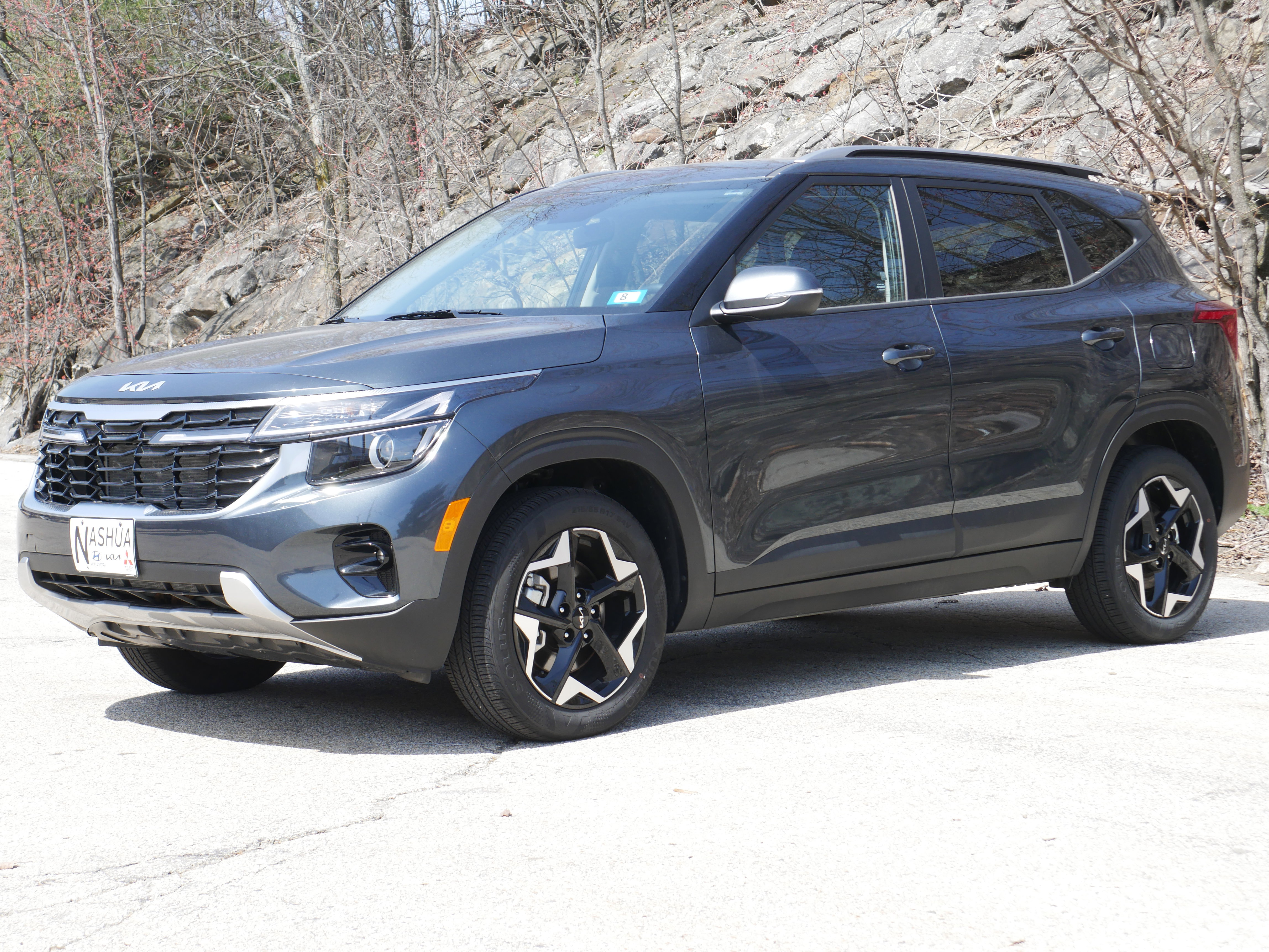 Certified 2025 Kia Seltos S AWD/4WD image 1
