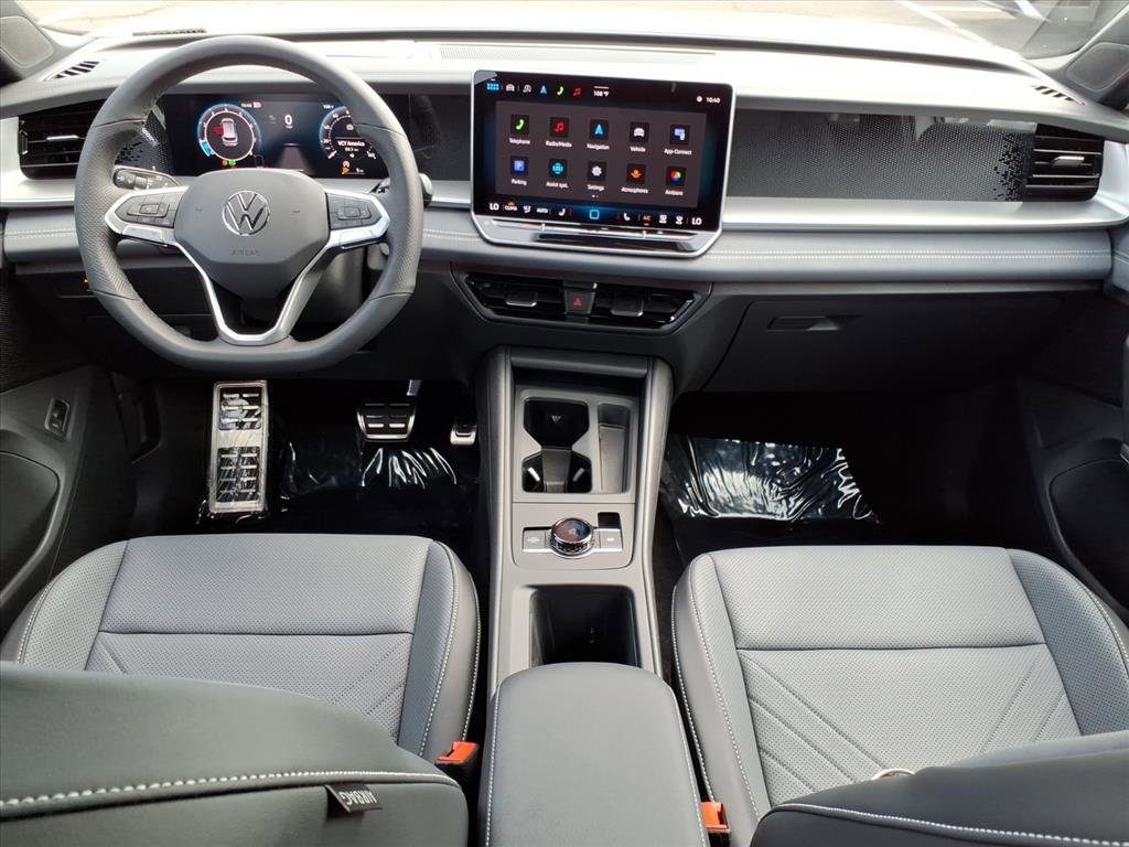 New 2026 Volkswagen Tiguan SE R-Line image 14