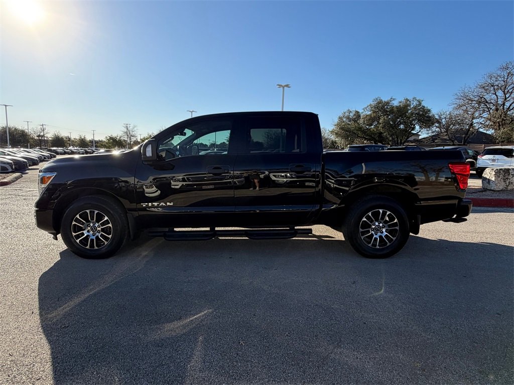 Certified 2024 Nissan Titan SV w/ SV Convenience Package image 6