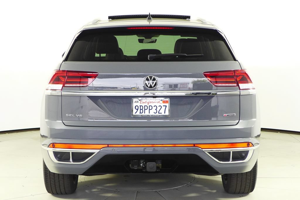 Certified 2022 Volkswagen Atlas Cross Sport SEL Premium R-Line AWD/4WD image 8